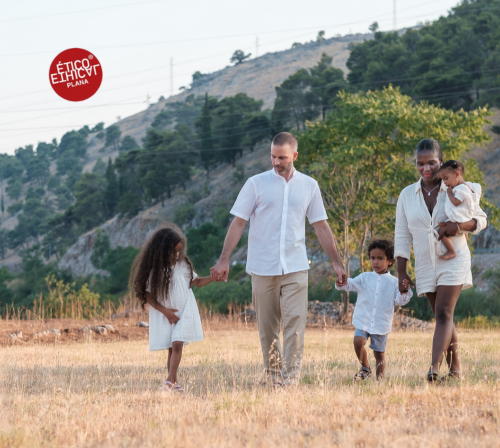 Family picture with ethical plana logo